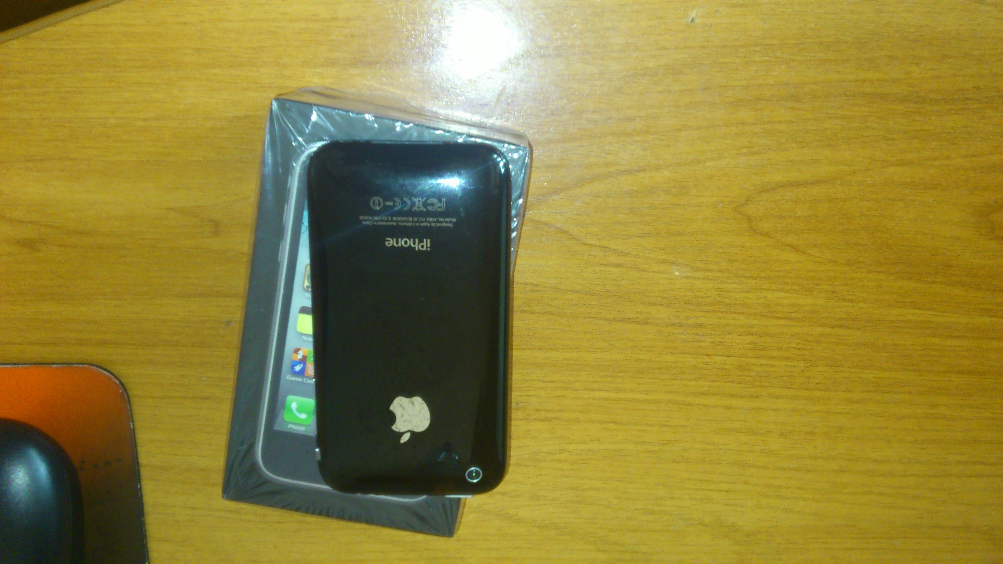 Фото - Продаю IPhone 3GS,black, 8GB оригинальный