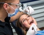 Первичная консультация стоматолога: из чего состоит и что входит